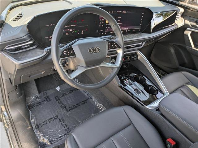 Certified 2025 Audi Q5 Premium w/ Convenience Package AWD/4WD image 10