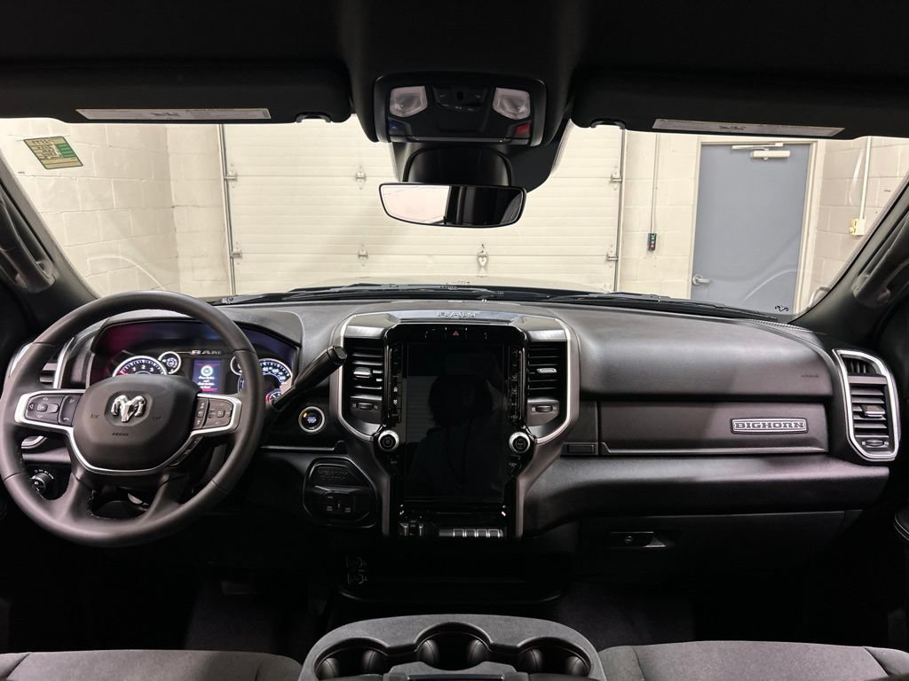 Used 2025 RAM 2500 Big Horn AWD/4WD image 18