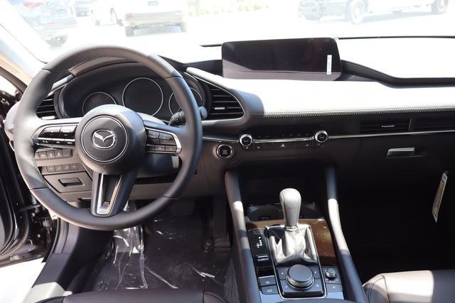 New 2026 MAZDA MAZDA3 2.5 Turbo Sedan w/Premium Plus AWD/4WD image 18