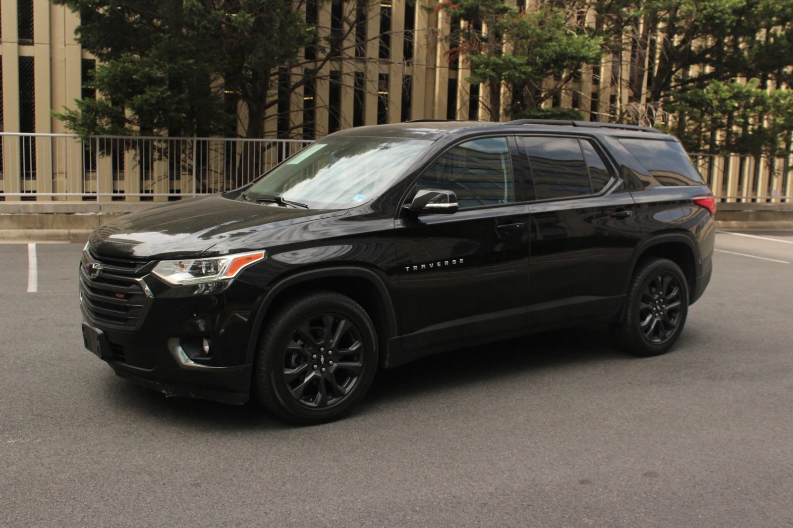Used 2019 Chevrolet Traverse RS AWD/4WD image 12