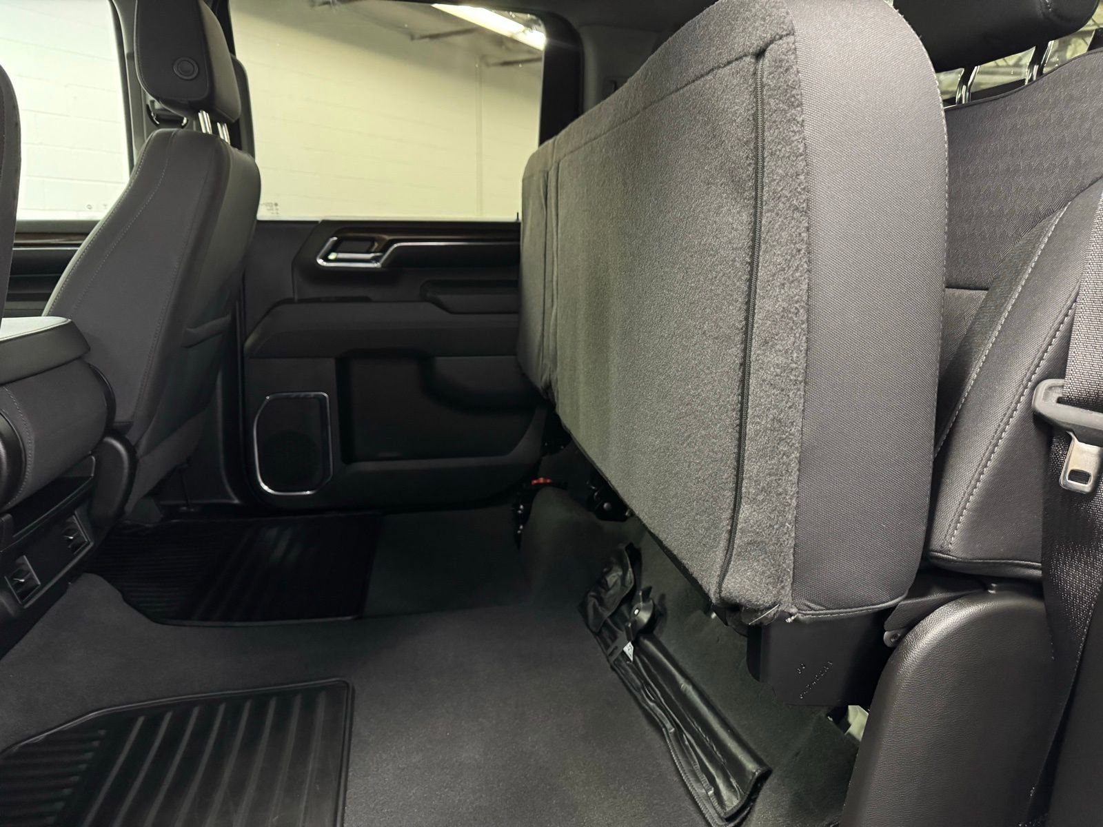 Used 2024 Chevrolet Silverado 3500 LT image 35