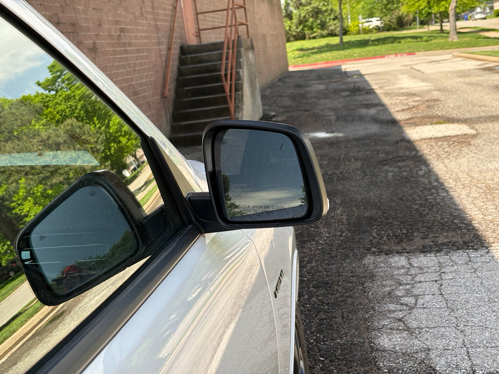 Used 2024 Dodge Durango R/T AWD/4WD image 10