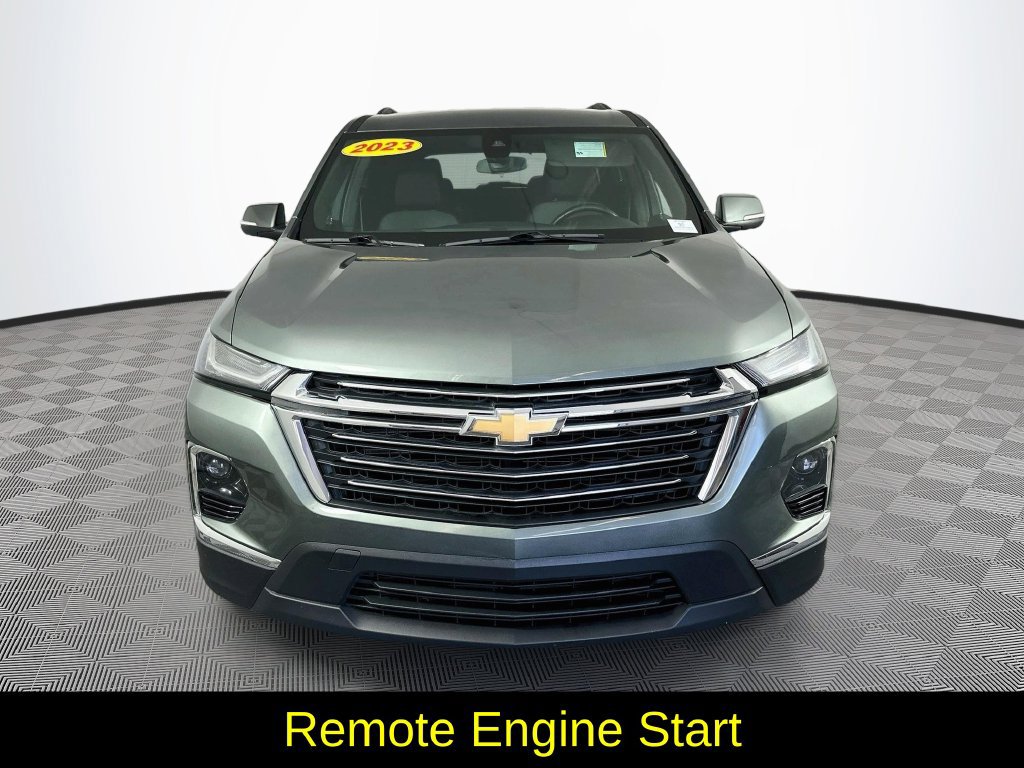 Used 2023 Chevrolet Traverse LT FWD image 4
