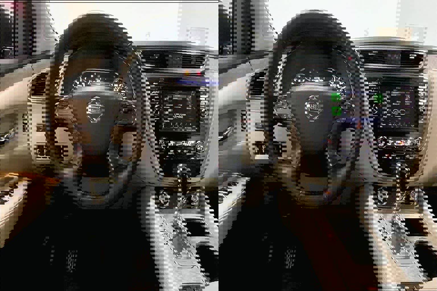 Used 2020 Nissan Murano SL image 12