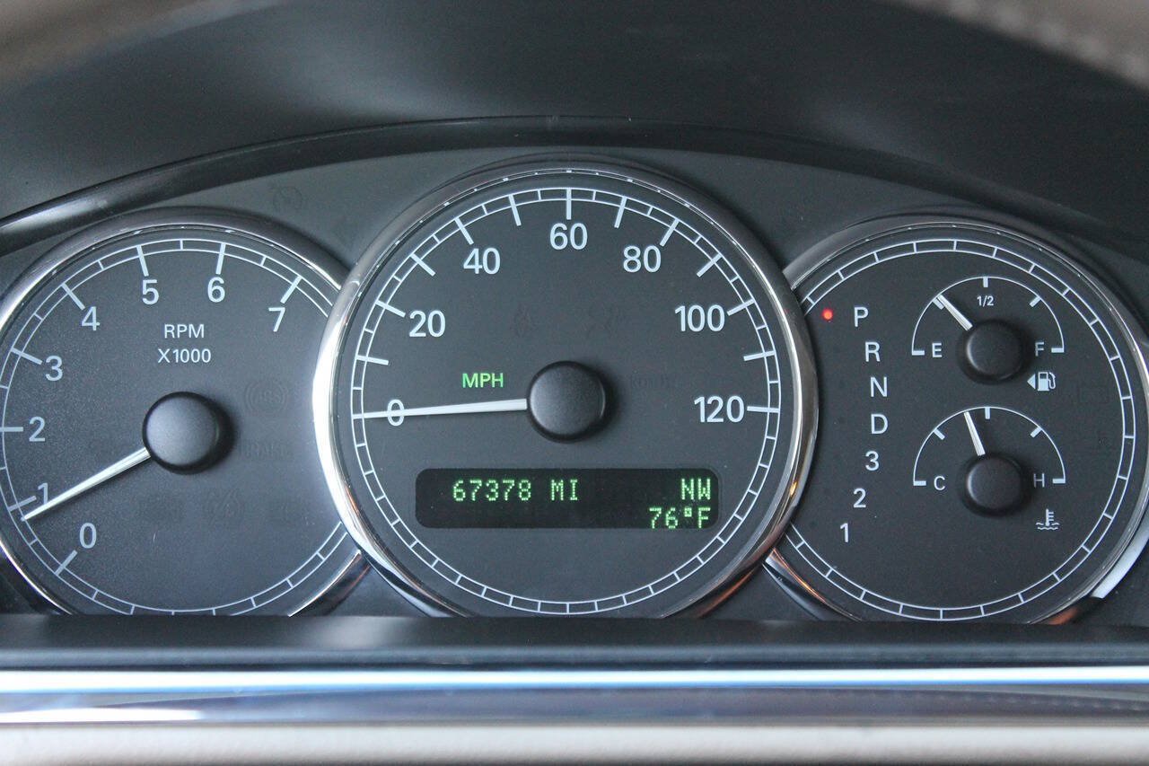 Used 2005 Buick LaCrosse CXL w/ Gold Convenience Package FWD image 37