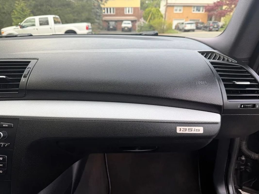 Used 2013 BMW 135is Coupe RWD image 29
