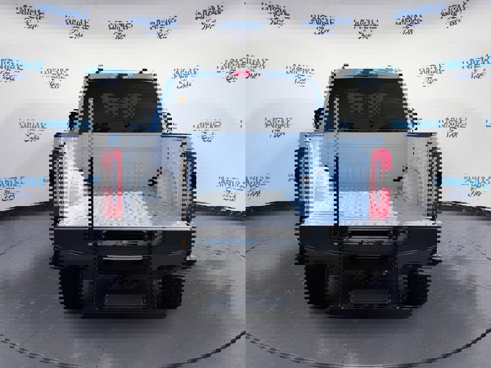 New 2026 Ford F250 King Ranch w/ FX4 Off-Road Package image 8