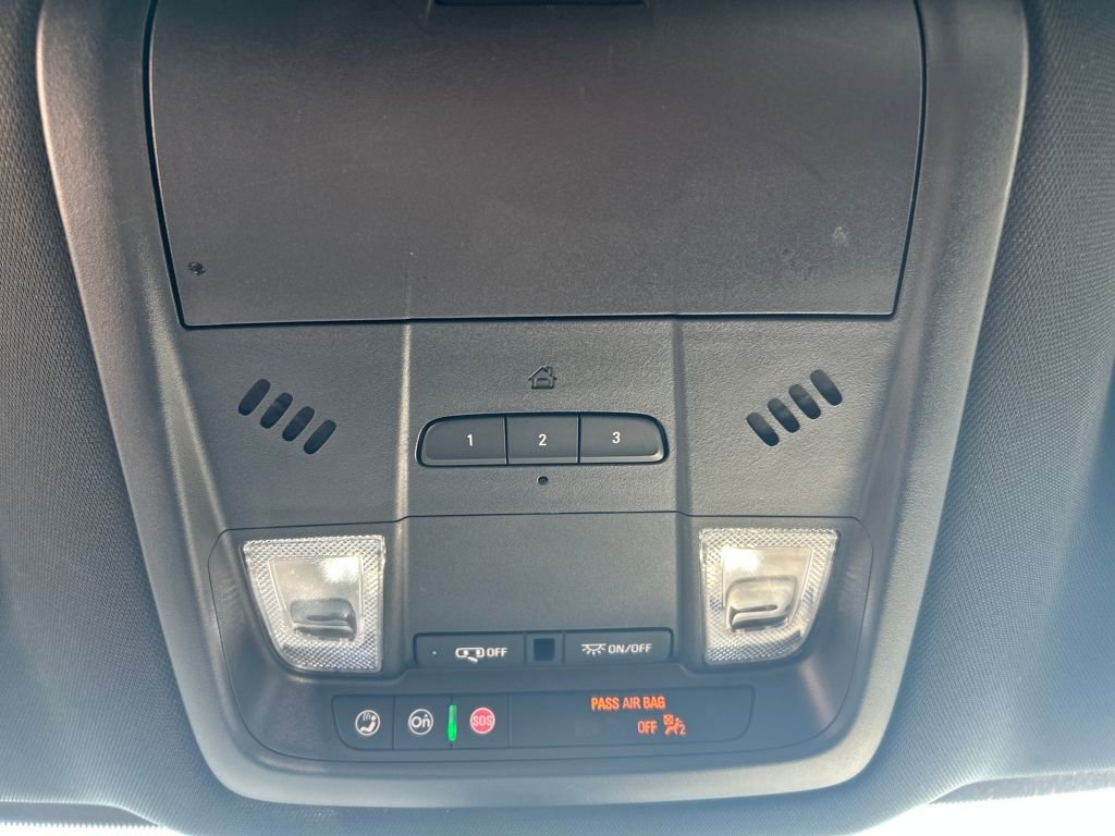 Used 2024 Buick Enclave Premium image 16