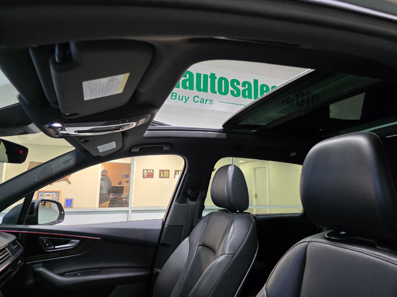 Used 2018 Audi Q7 3.0T Prestige w/ Prestige Package image 40