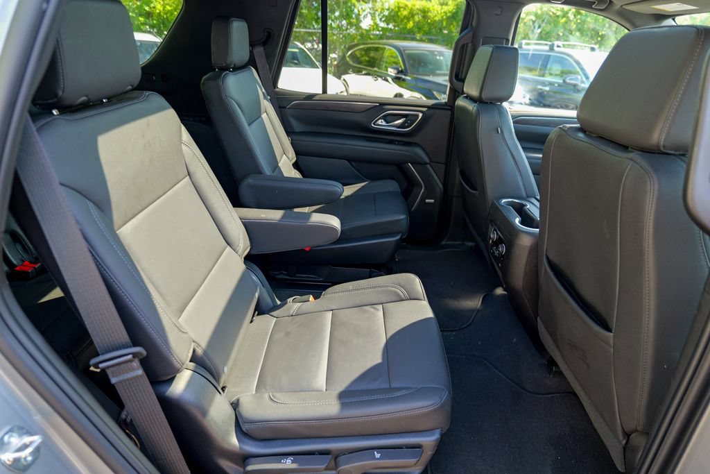 Used 2023 Chevrolet Tahoe LT w/ Luxury Package AWD/4WD image 32