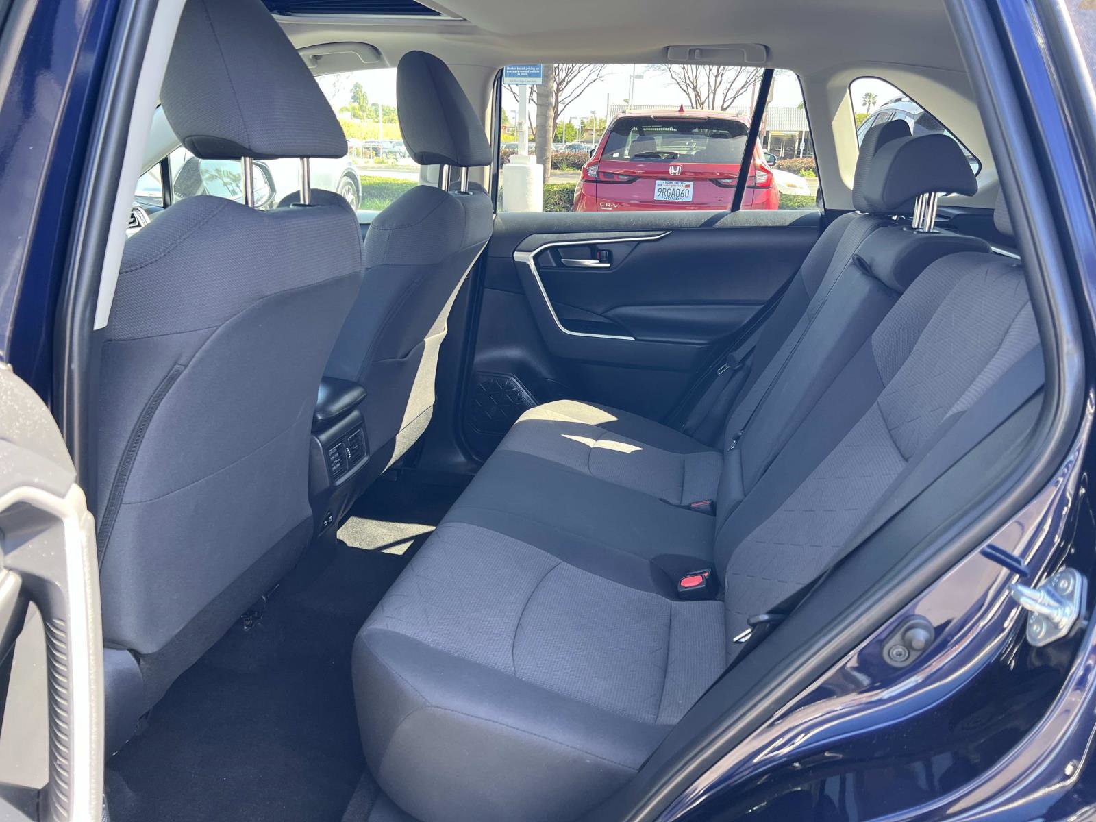 Used 2019 Toyota RAV4 XLE w/ Convenience Package image 21