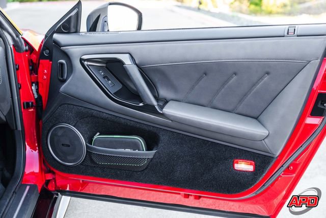 Used 2020 Nissan GT-R Premium w/ Premium Interior Package image 84