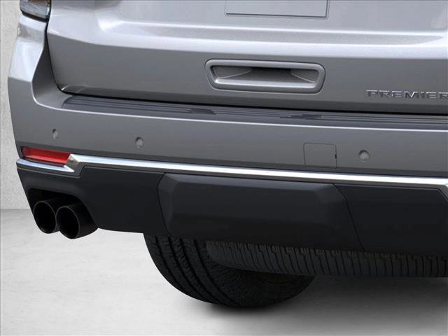 New 2025 Chevrolet Suburban Premier image 14