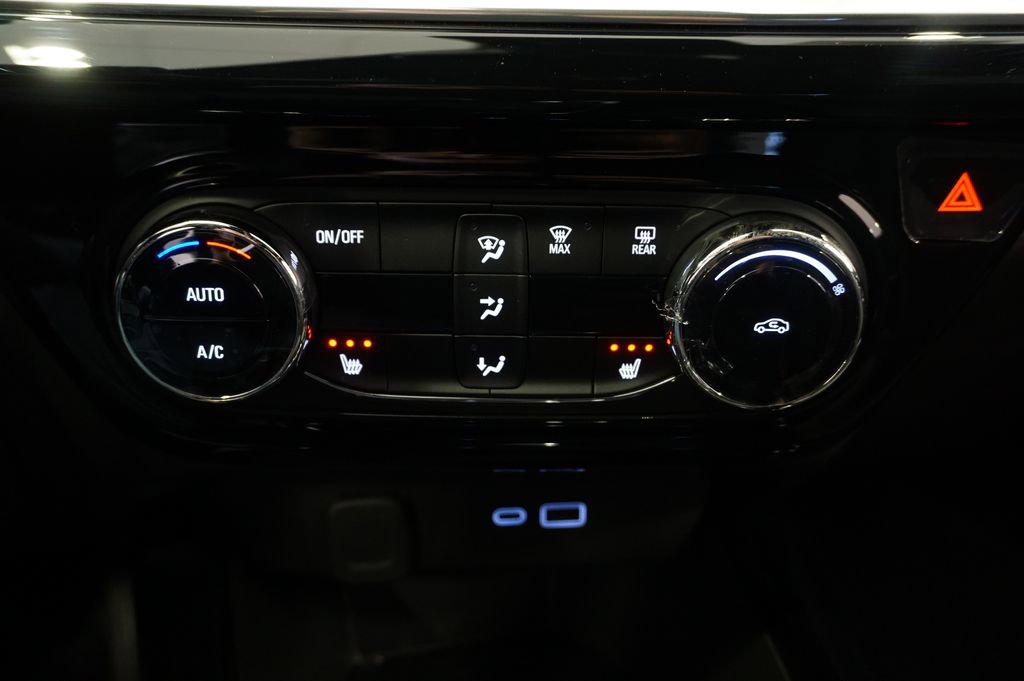 New 2026 Chevrolet Trax RS image 16