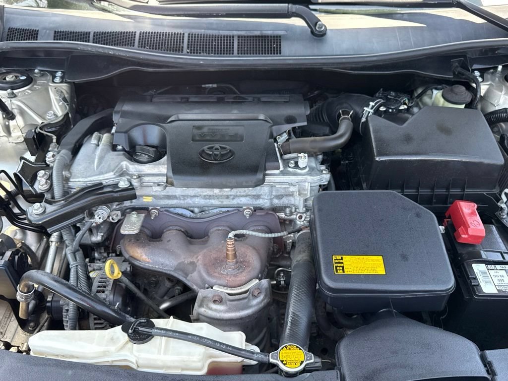Used 2014 Toyota Camry LE FWD image 31