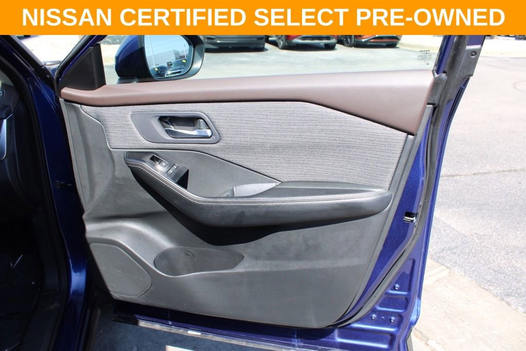 Certified 2023 Nissan Rogue SV image 22