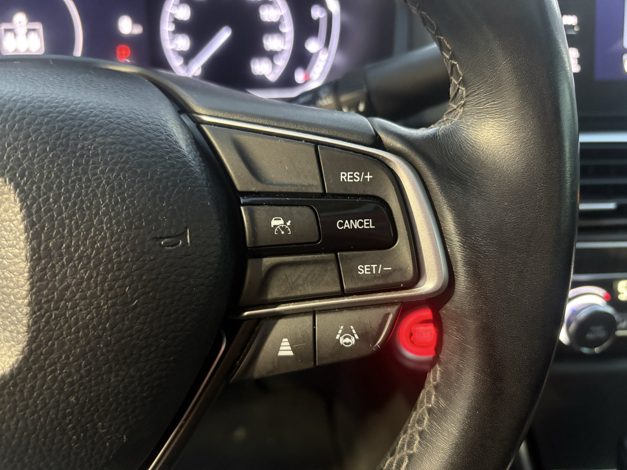 Used 2021 Honda Accord EX-L image 16