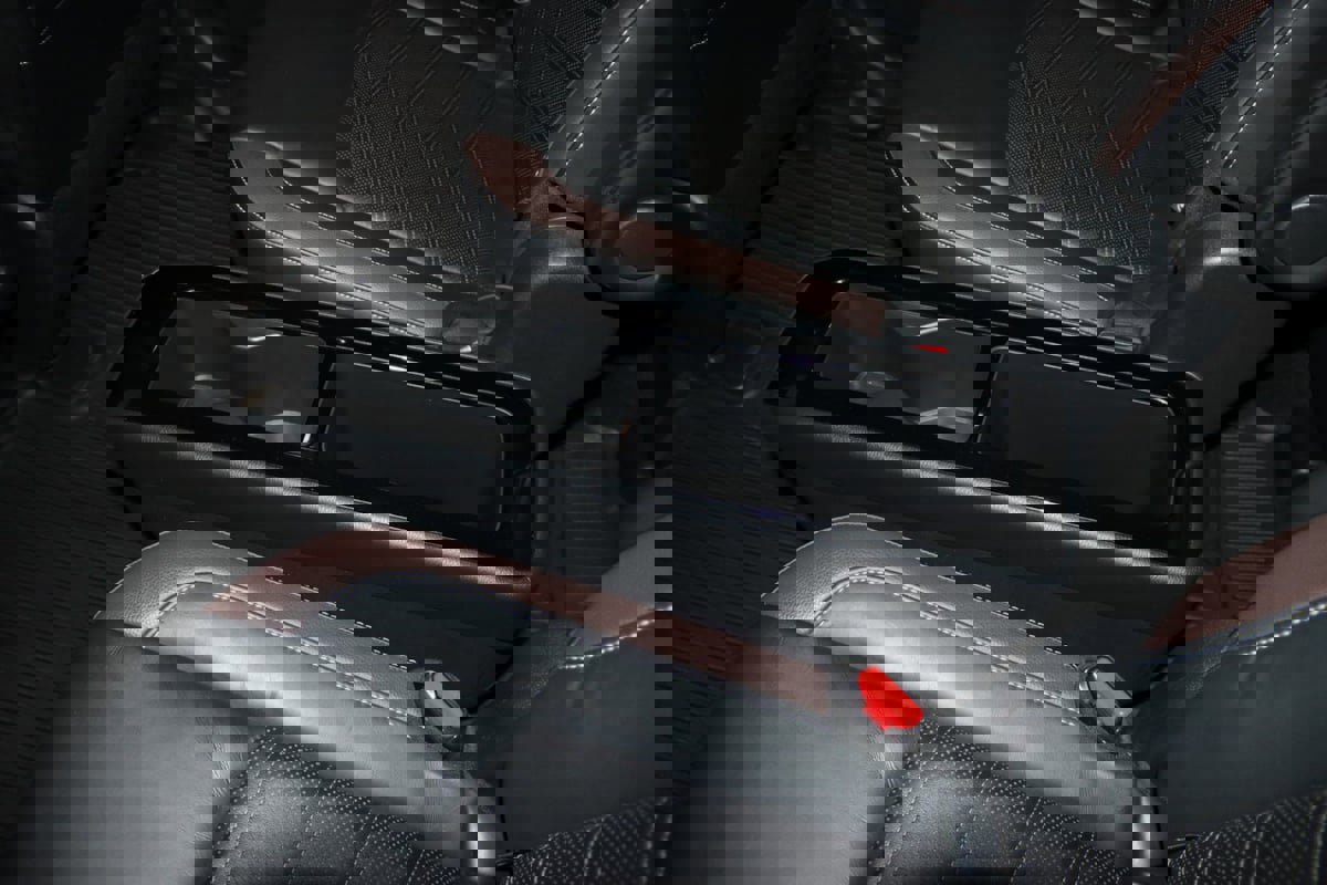 Used 2022 Nissan Pathfinder Platinum w/ Cargo Package image 54