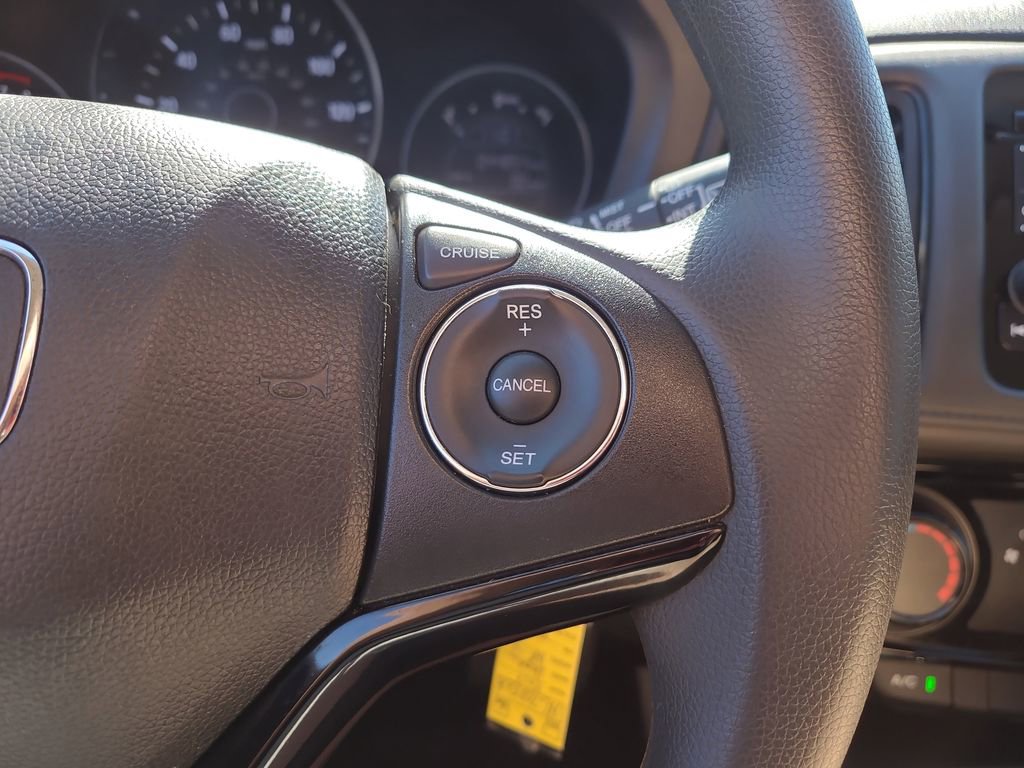 Used 2017 Honda HR-V LX image 25