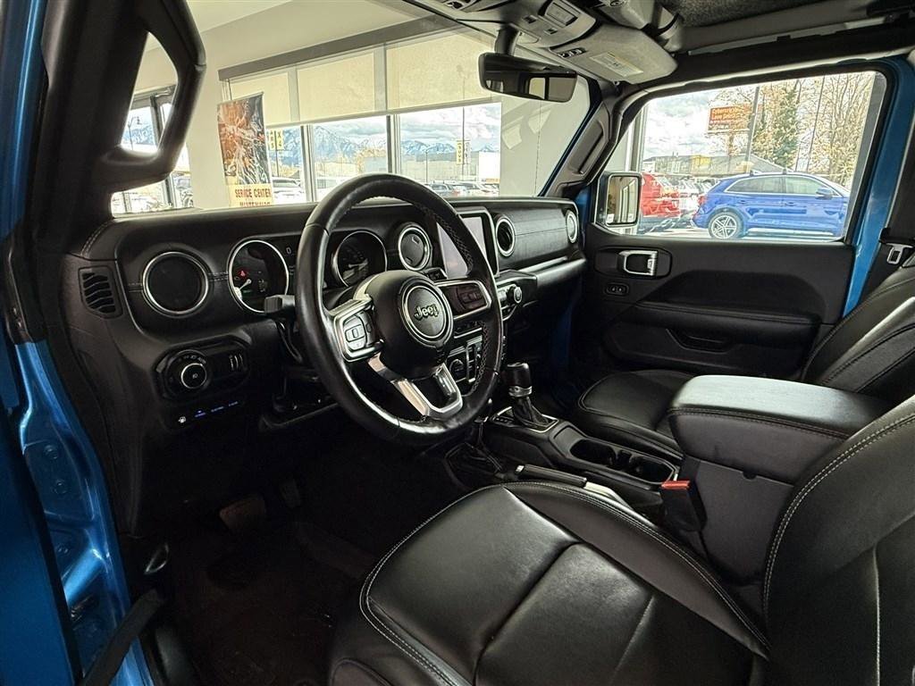 Used 2023 Jeep Wrangler Sahara w/ Cold Weather Group image 32
