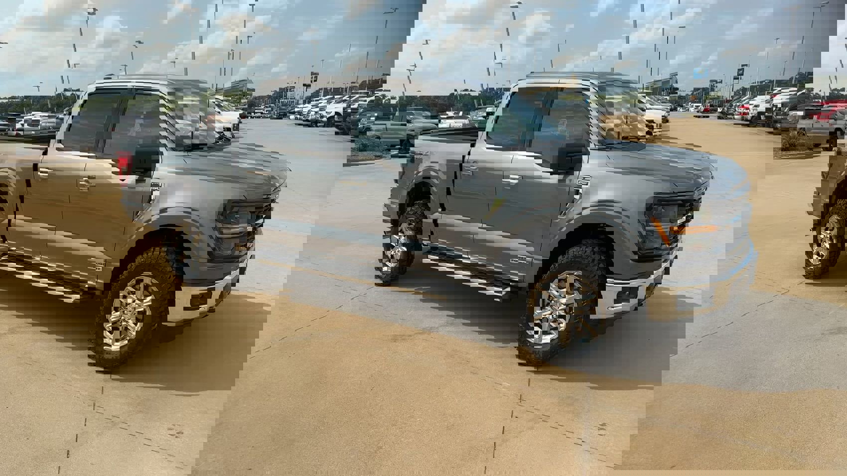 Used 2024 Ford F150 XLT w/ Mobile Office Package image 2