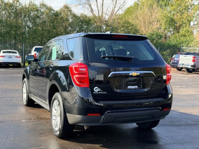 Used 2017 Chevrolet Equinox LS FWD image 4