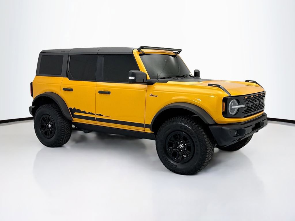 Used 2022 Ford Bronco Wildtrak image 3