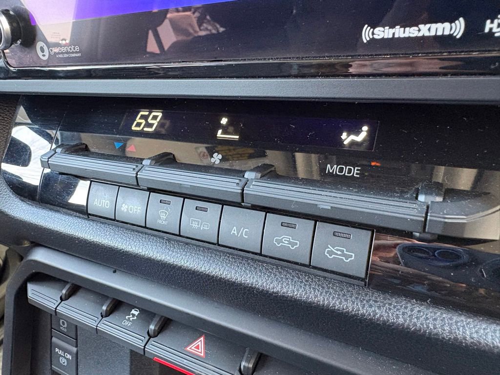 Used 2024 Toyota Tundra SR w/ SR Tow Package image 31