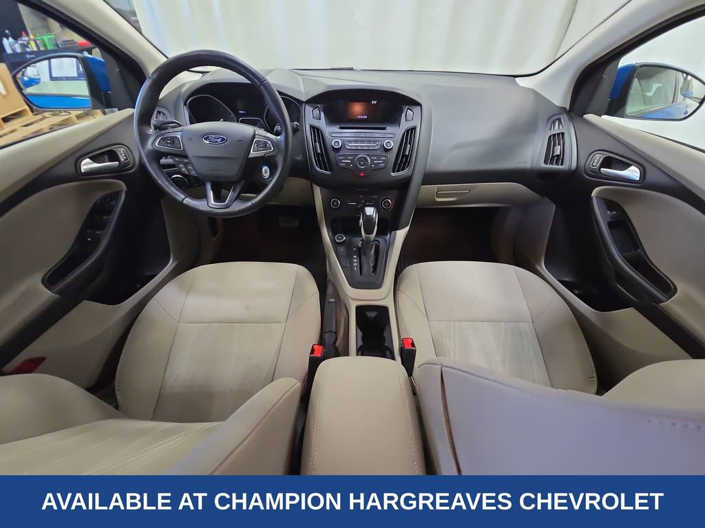 Used 2016 Ford Focus SE w/ SE Cold Weather Package FWD image 28
