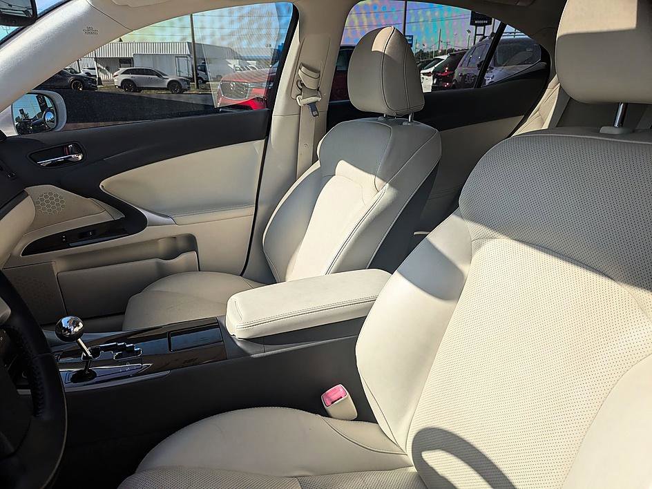 Used 2012 Lexus IS 350 w/ Premium Pkg Value Edition RWD image 11
