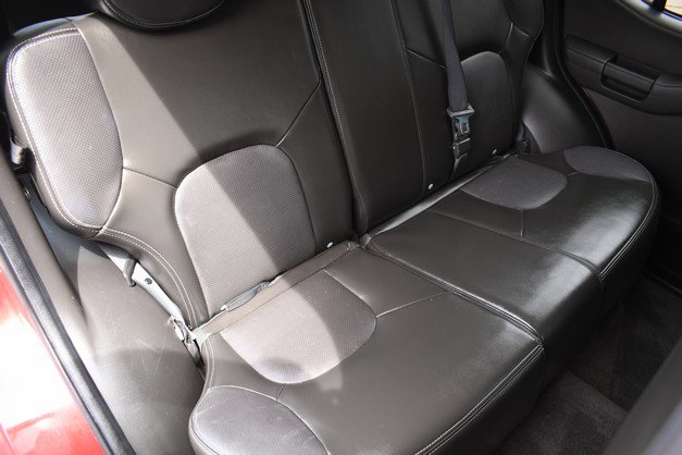 Used 2013 Nissan Xterra PRO-4X w/ Pro-4x Leather Pkg AWD/4WD image 28