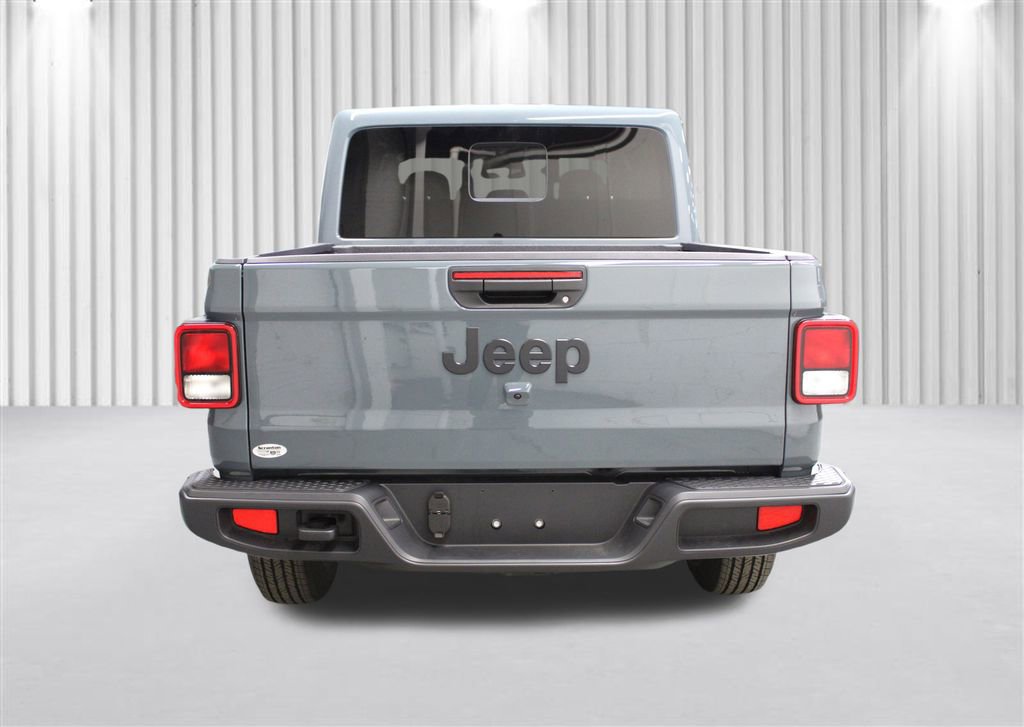 New 2026 Jeep Gladiator Sport image 4