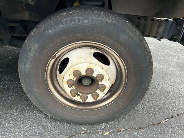 Used 2013 Ford E-350 and Econoline 350 Super Duty w/ Air Conditioning Prep Pkg image 28