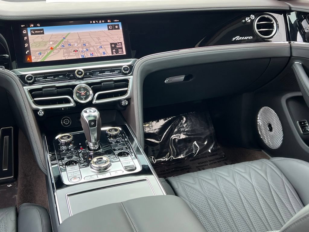 Used 2026 Bentley Flying Spur Plug-In Hybrid AWD/4WD image 30