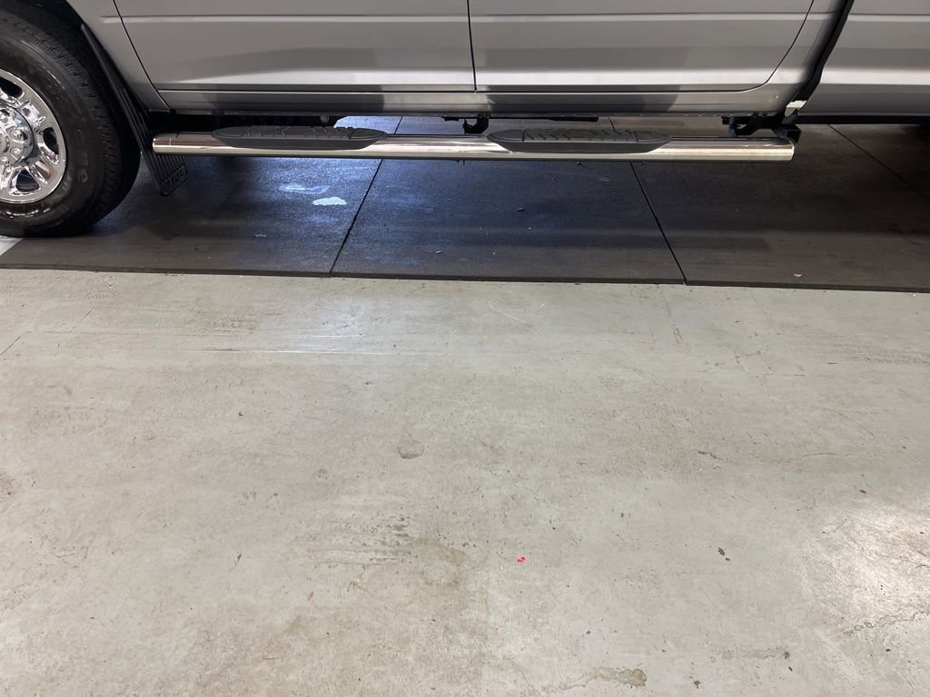 Used 2024 RAM 2500 Tradesman w/ Chrome Appearance Group image 14