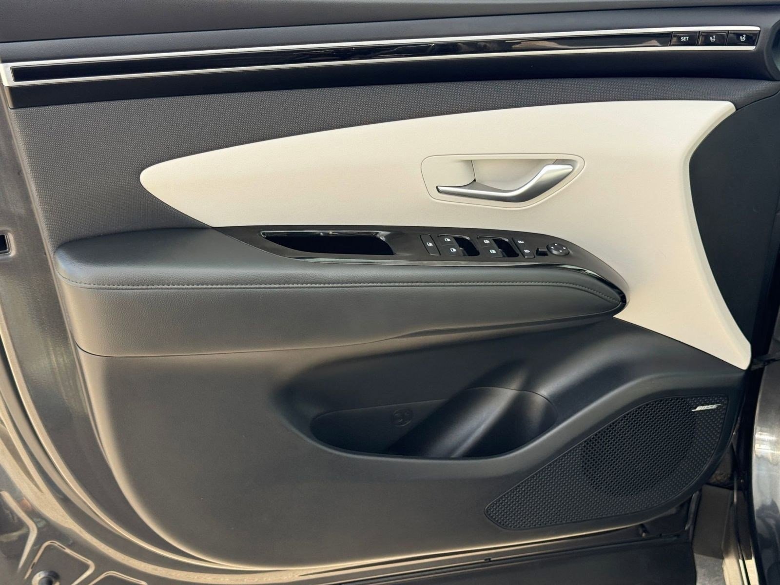 Used 2023 Hyundai Tucson Limited image 13