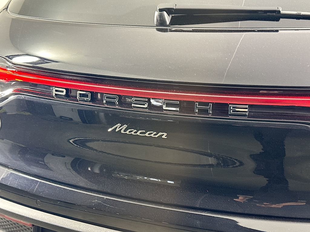 New 2026 Porsche Macan Turbo AWD/4WD image 34