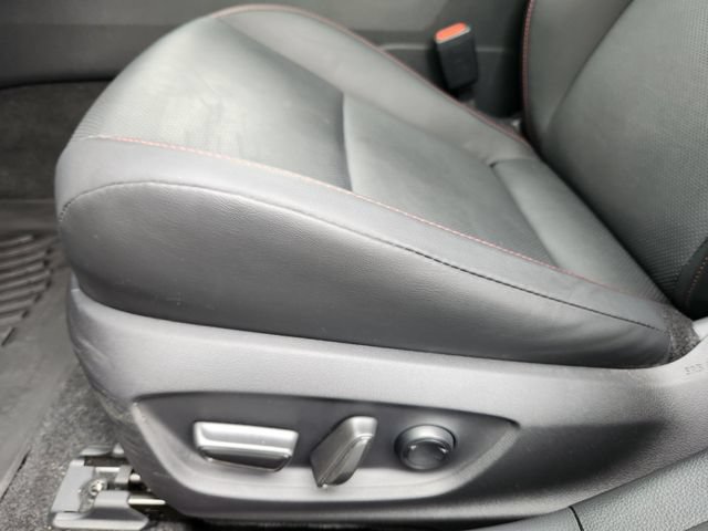 Used 2024 Toyota Prius Prime FWD image 16