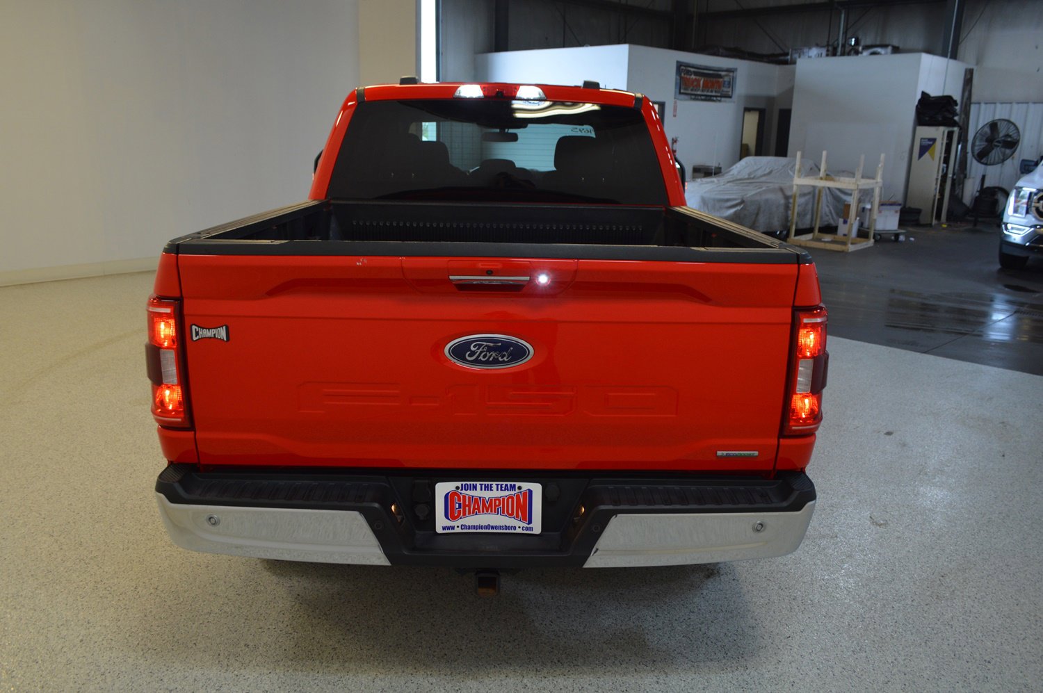 Used 2022 Ford F150 XLT w/ Equipment Group 302A High image 4