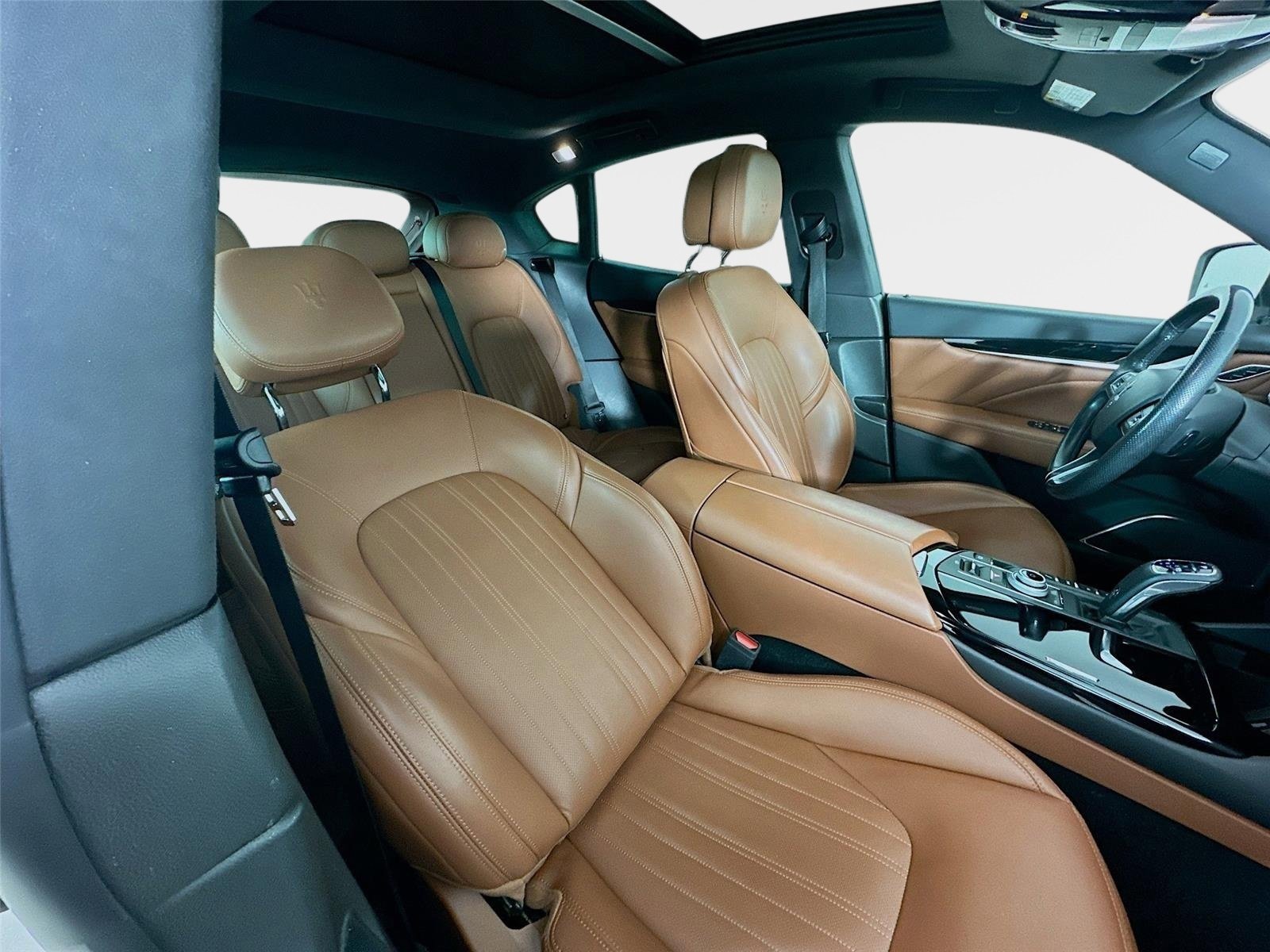 Used 2022 Maserati Levante GT image 44