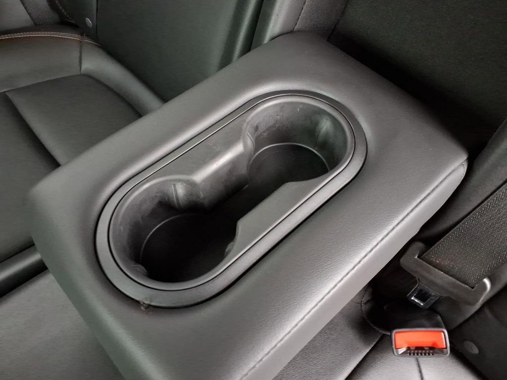 Used 2021 Chevrolet Trax LT w/ Premium Seat Package image 29