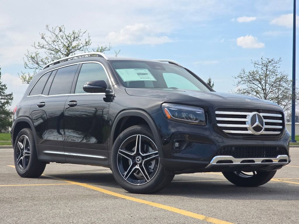 New 2026 Mercedes-Benz GLB 250 4MATIC image 2