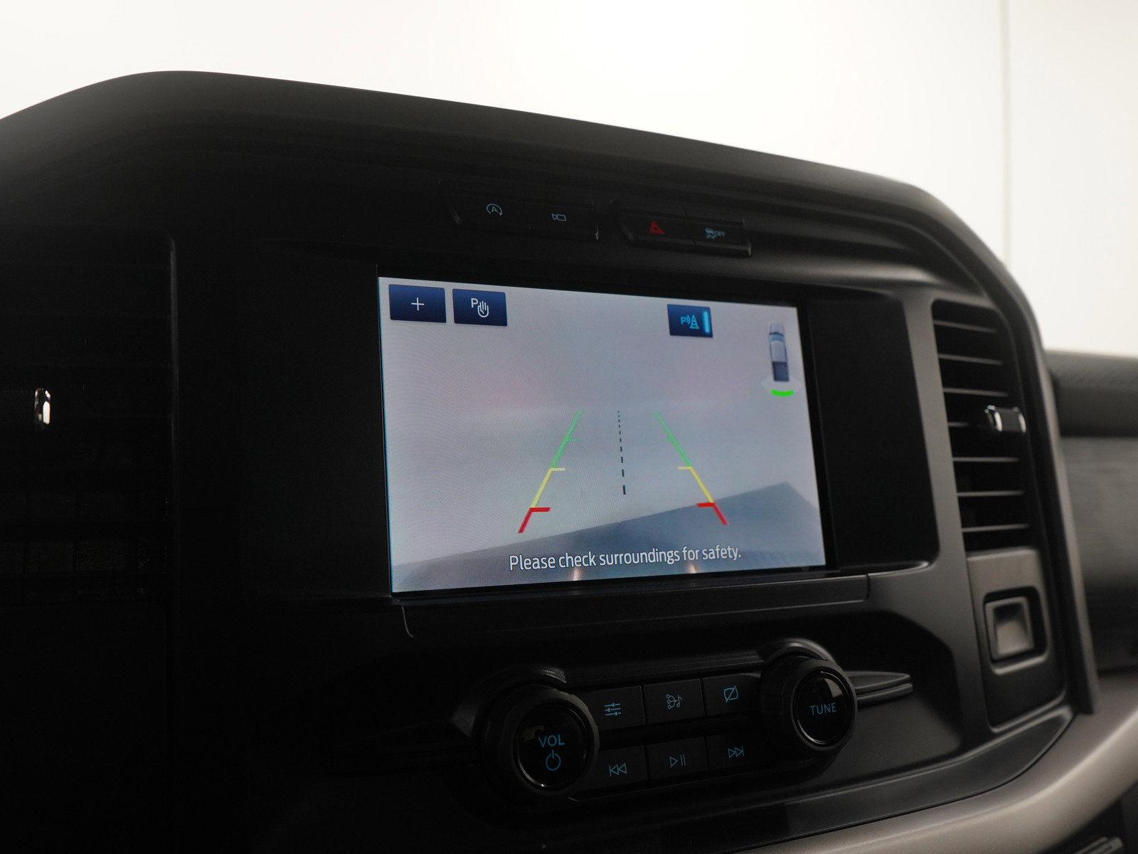 Used 2021 Ford F150 XLT image 29