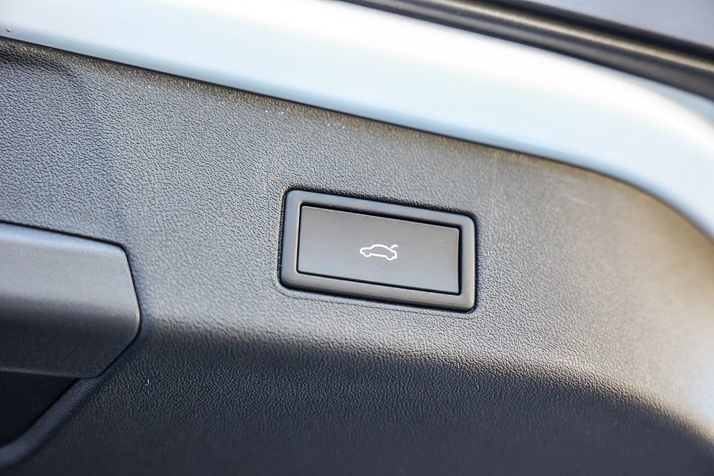 New 2026 Volkswagen ID.4 Pro S image 19