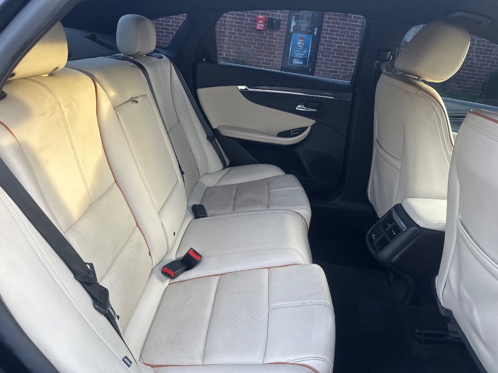 Used 2019 Chevrolet Impala Premier FWD image 14