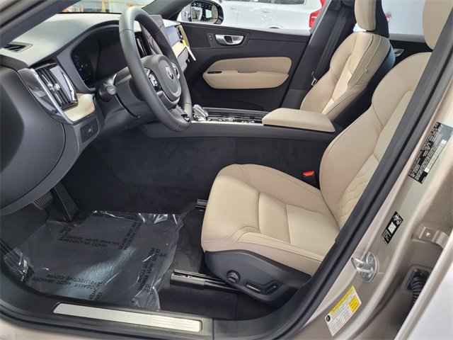 New 2026 Volvo XC60 B5 Plus w/ Protection Package Premier image 5