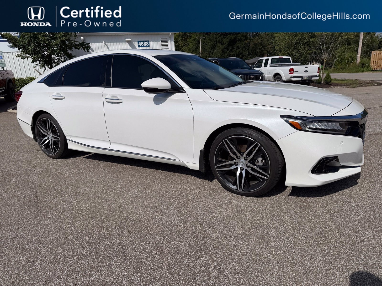 Certified 2021 Honda Accord Touring image 2