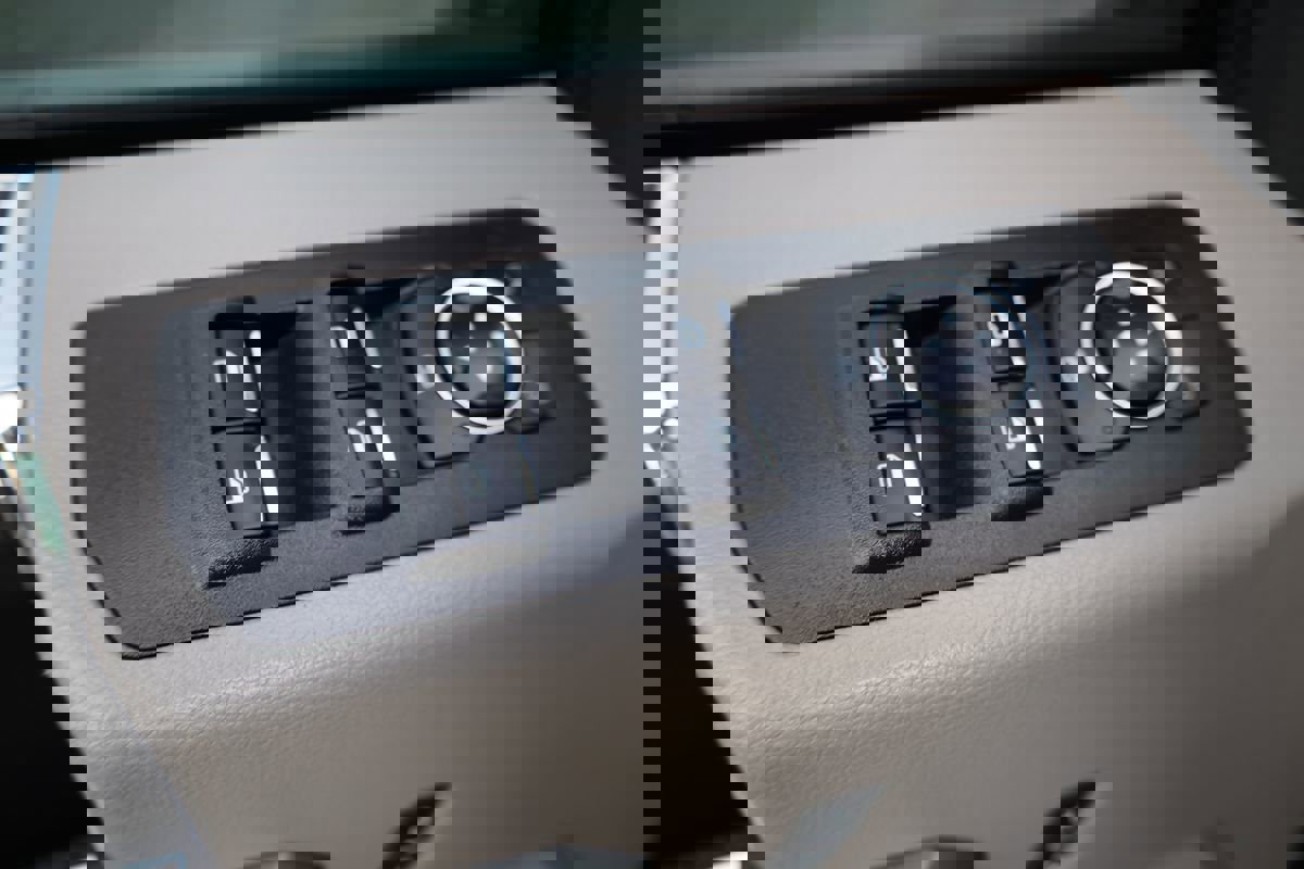 Used 2016 Ford F150 XLT image 10