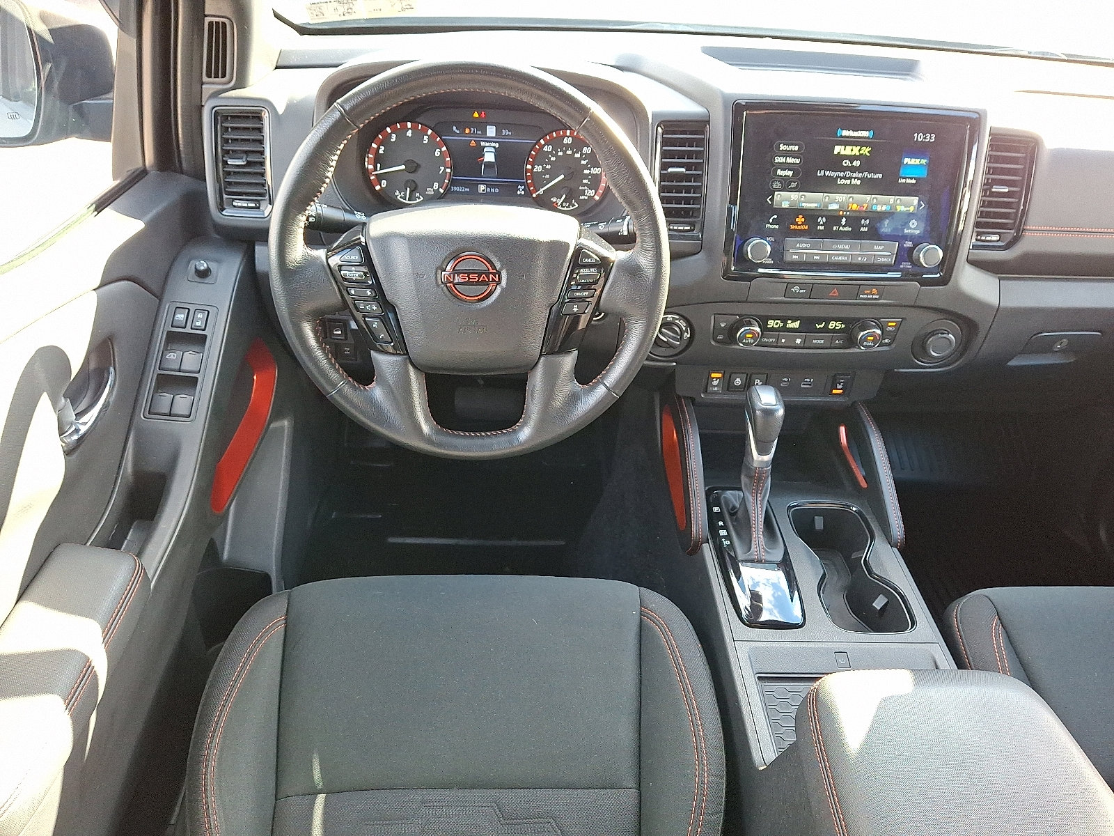 Used 2023 Nissan Frontier PRO-4X w/ Pro Convenience Package image 11