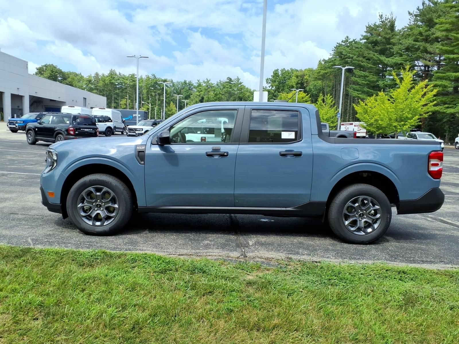 New 2026 Ford Maverick XLT w/ Equipment Group 301A AWD/4WD image 6